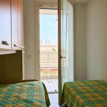 Appartamento Nico Per Famiglie-Lido Di Jesolo-Piazza Trieste Extérieur photo