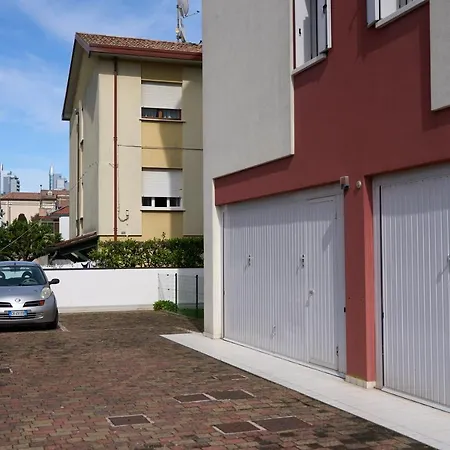 Appartamento Nico Per Famiglie-Lido Di Jesolo-Piazza Trieste Extérieur photo